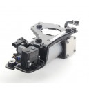 Компрессор пневматической подвески с блоком клапанов на кронштейне (оригинал)